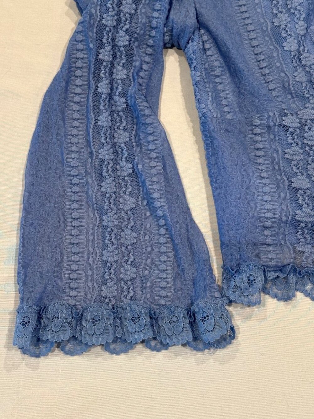 Altar'd State NWT Crocheted Lace Women’s XS Crop Periwinkle Blue Boho - Picture 9 of 9